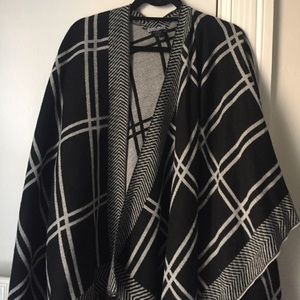 Octavia Reversible Shawl